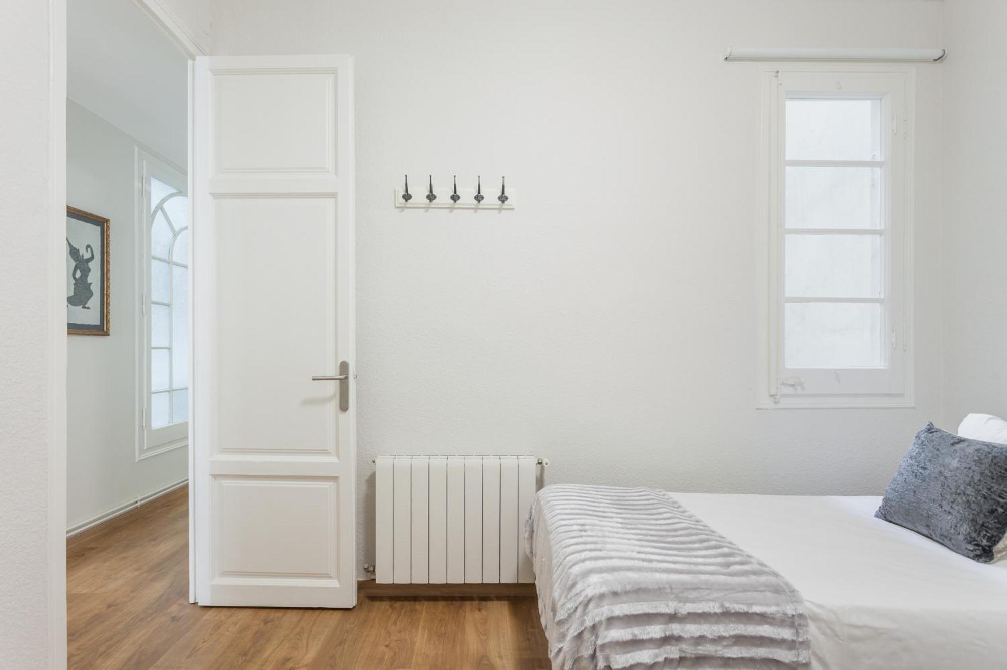 Art House Fira Apartments บาร์เซโลนา ภายนอก รูปภาพ