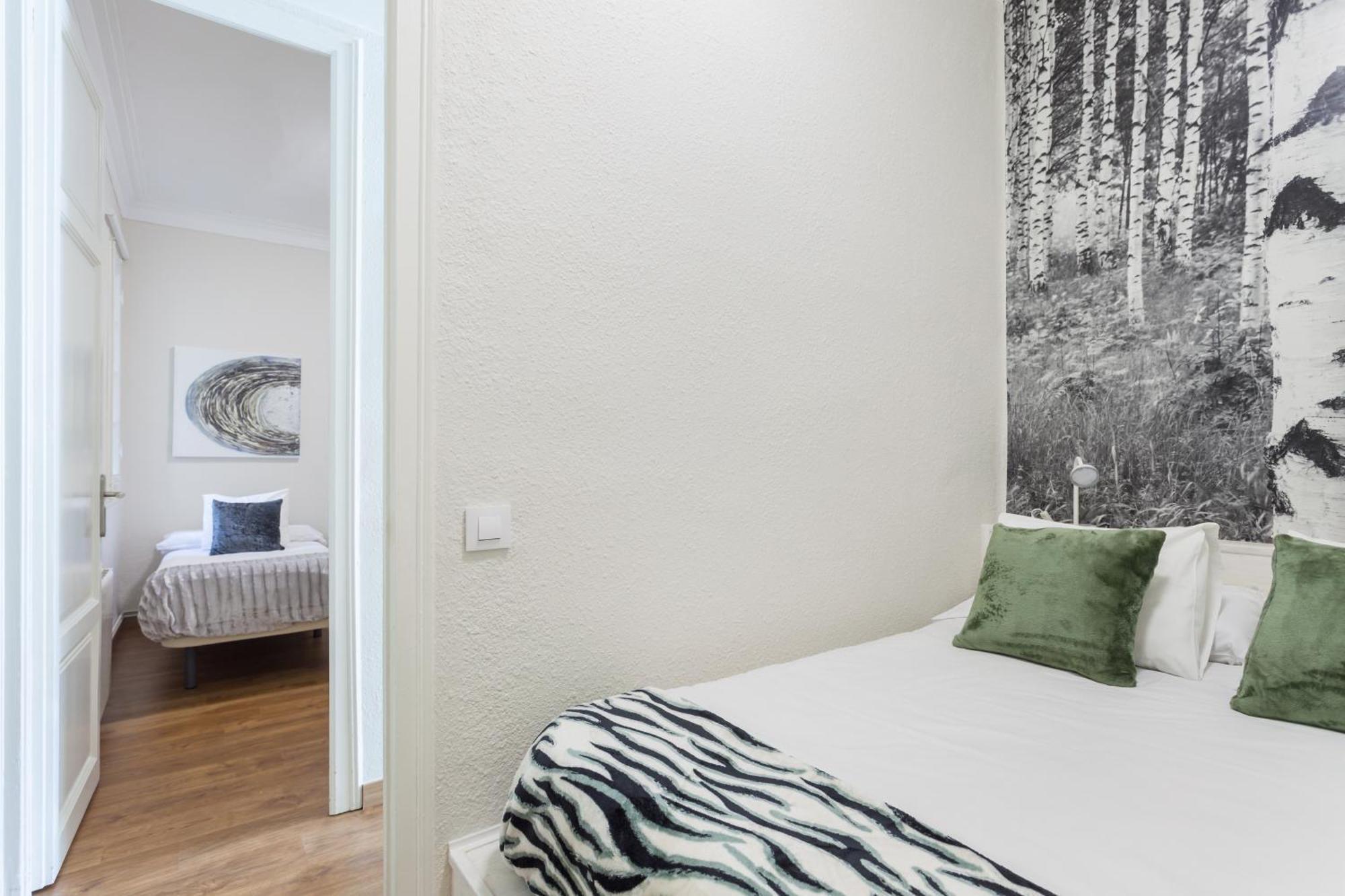 Art House Fira Apartments บาร์เซโลนา ภายนอก รูปภาพ