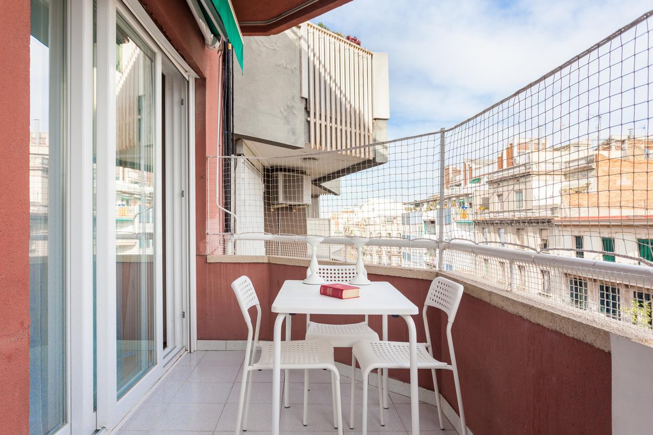 Art House Fira Apartments บาร์เซโลนา ภายนอก รูปภาพ