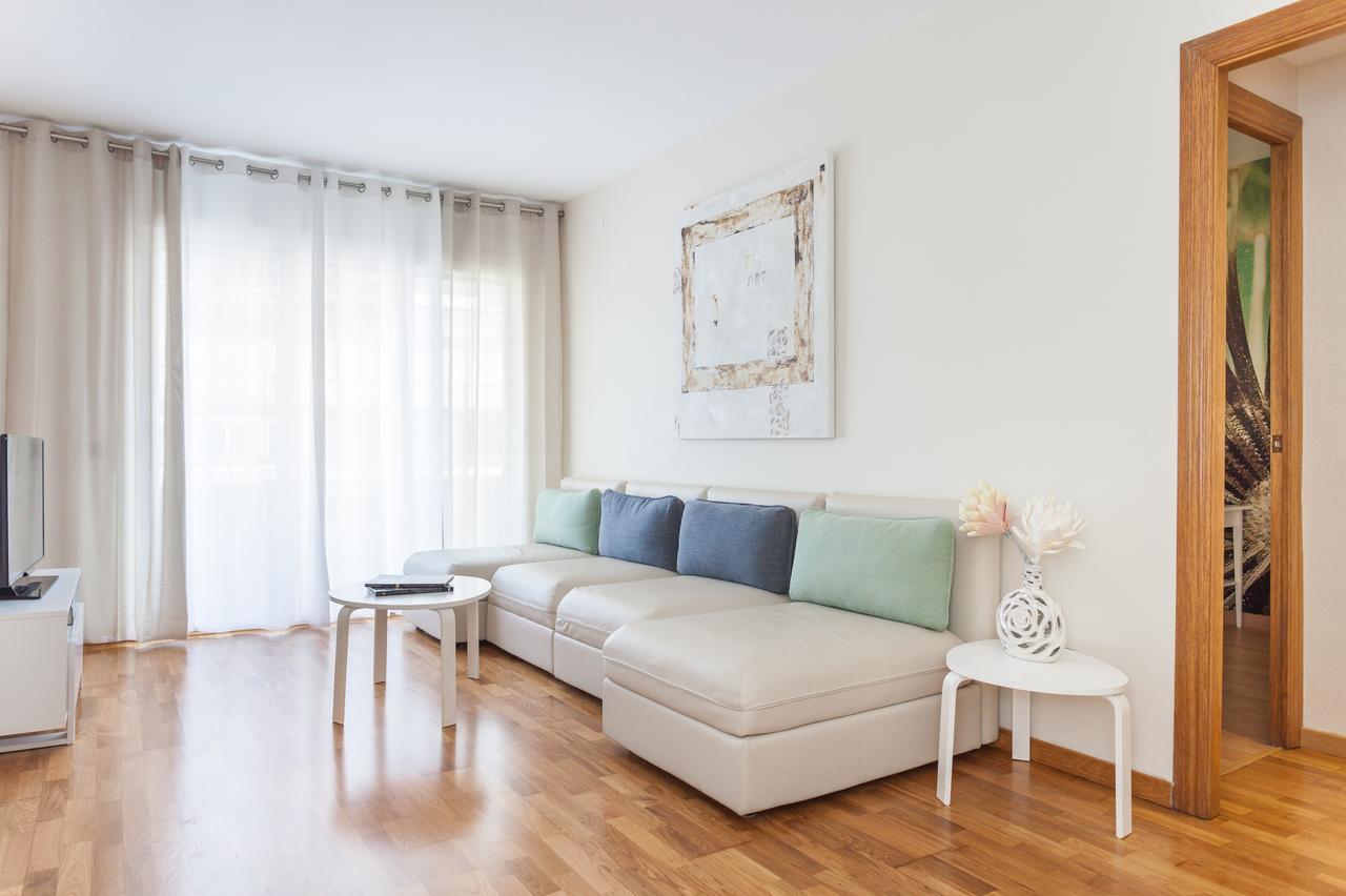 Art House Fira Apartments บาร์เซโลนา ภายนอก รูปภาพ