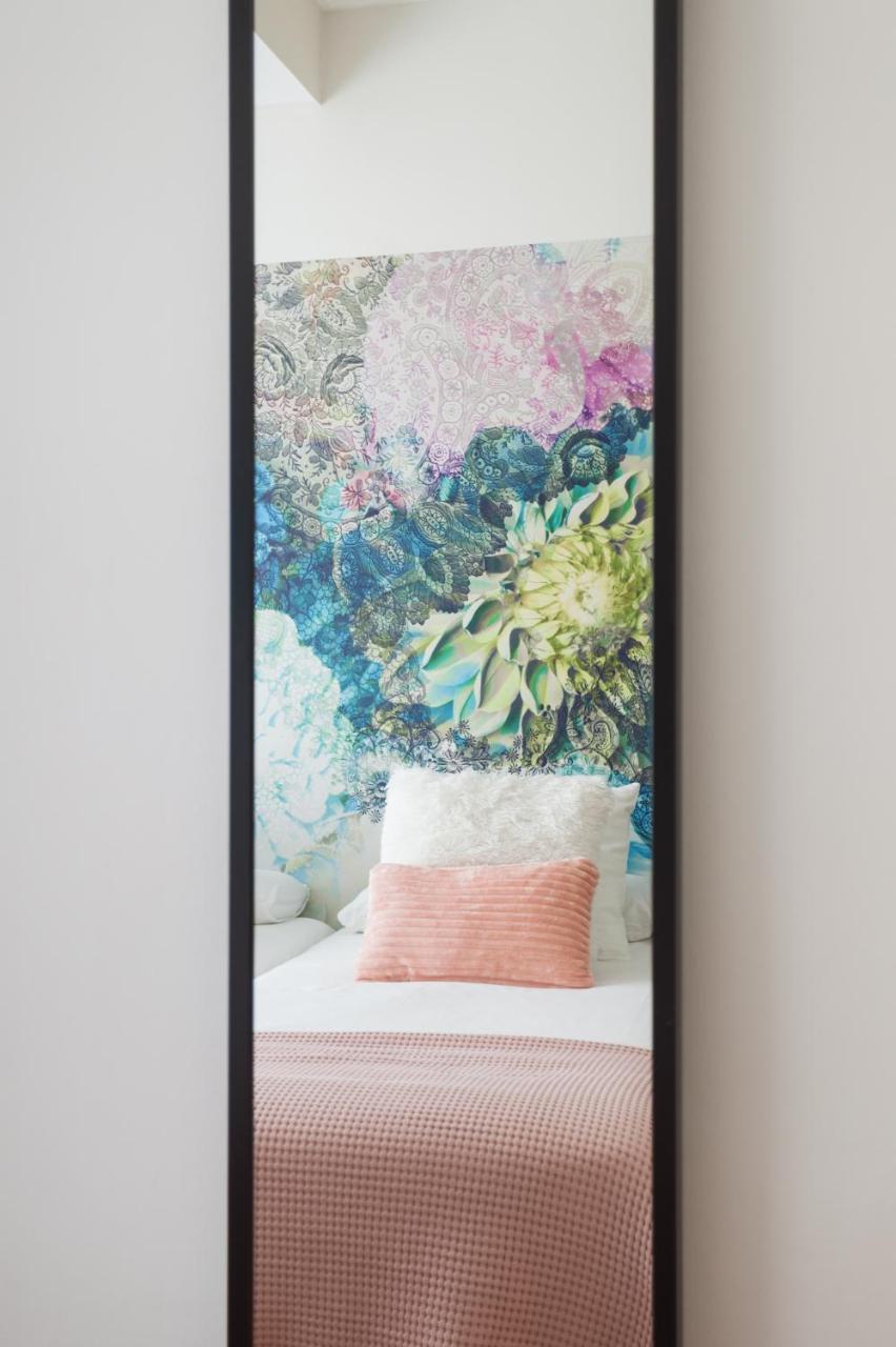 Art House Fira Apartments บาร์เซโลนา ภายนอก รูปภาพ