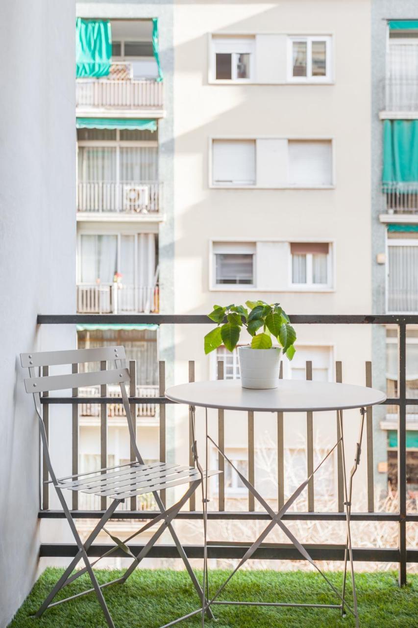 Art House Fira Apartments บาร์เซโลนา ภายนอก รูปภาพ